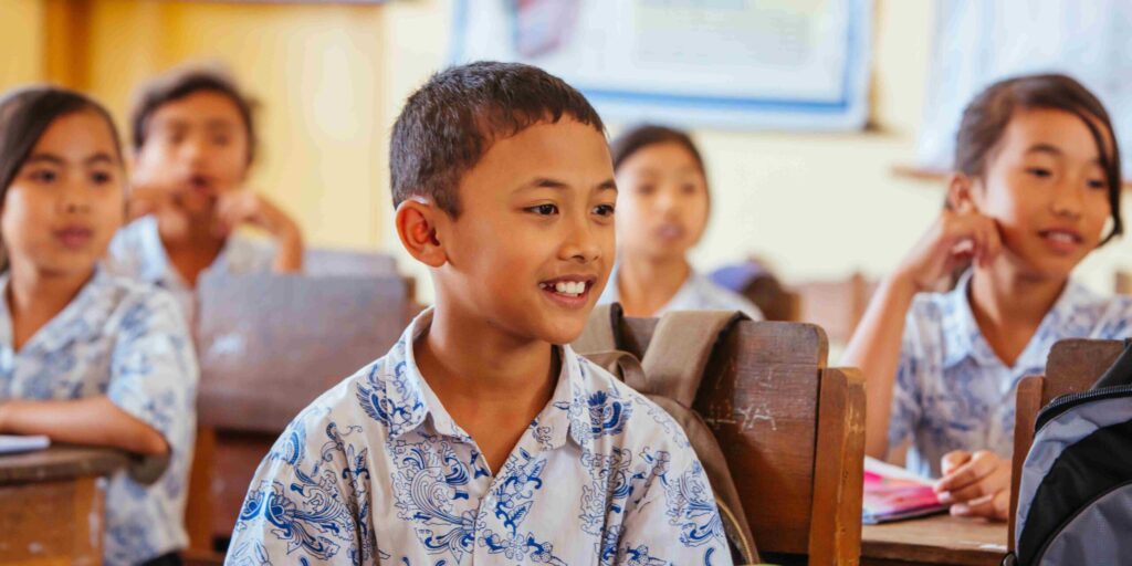 Indonesia – Audio Bibles and Bible Libraries for Believers in Flores, Indonesia (1-4-001)